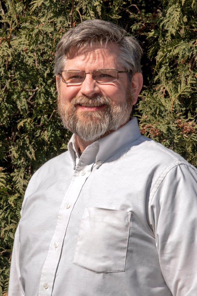 Dr. Riobart Breen